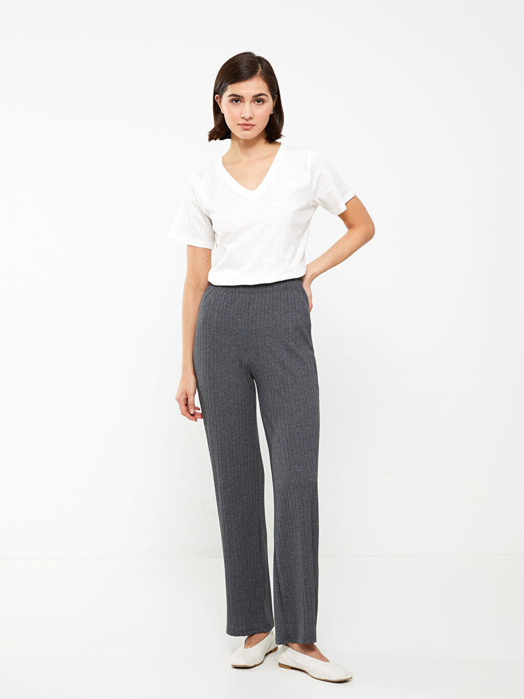 

Женские брюки Slim Fit с эластичной резинкой на талии LCWAIKIKI Classic, Серый