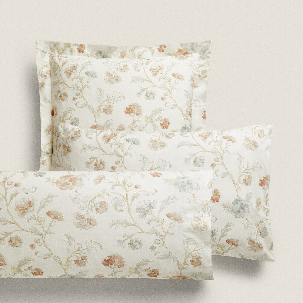 Наволочка Zara Home Floral Print, цветочный принт наволочка zara home leaf print белый