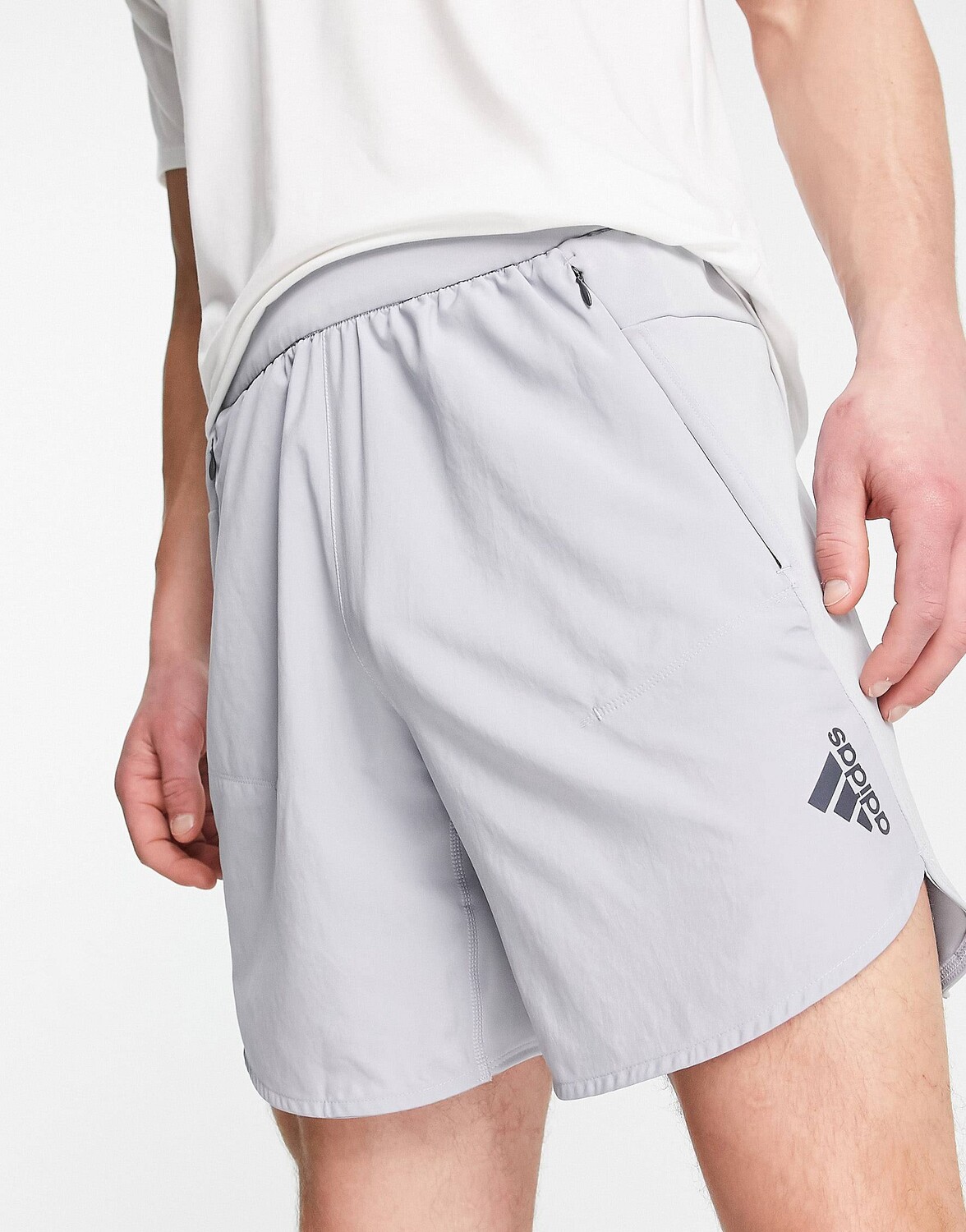 

Серые спортивные шорты adidas Training Design 4 Sport