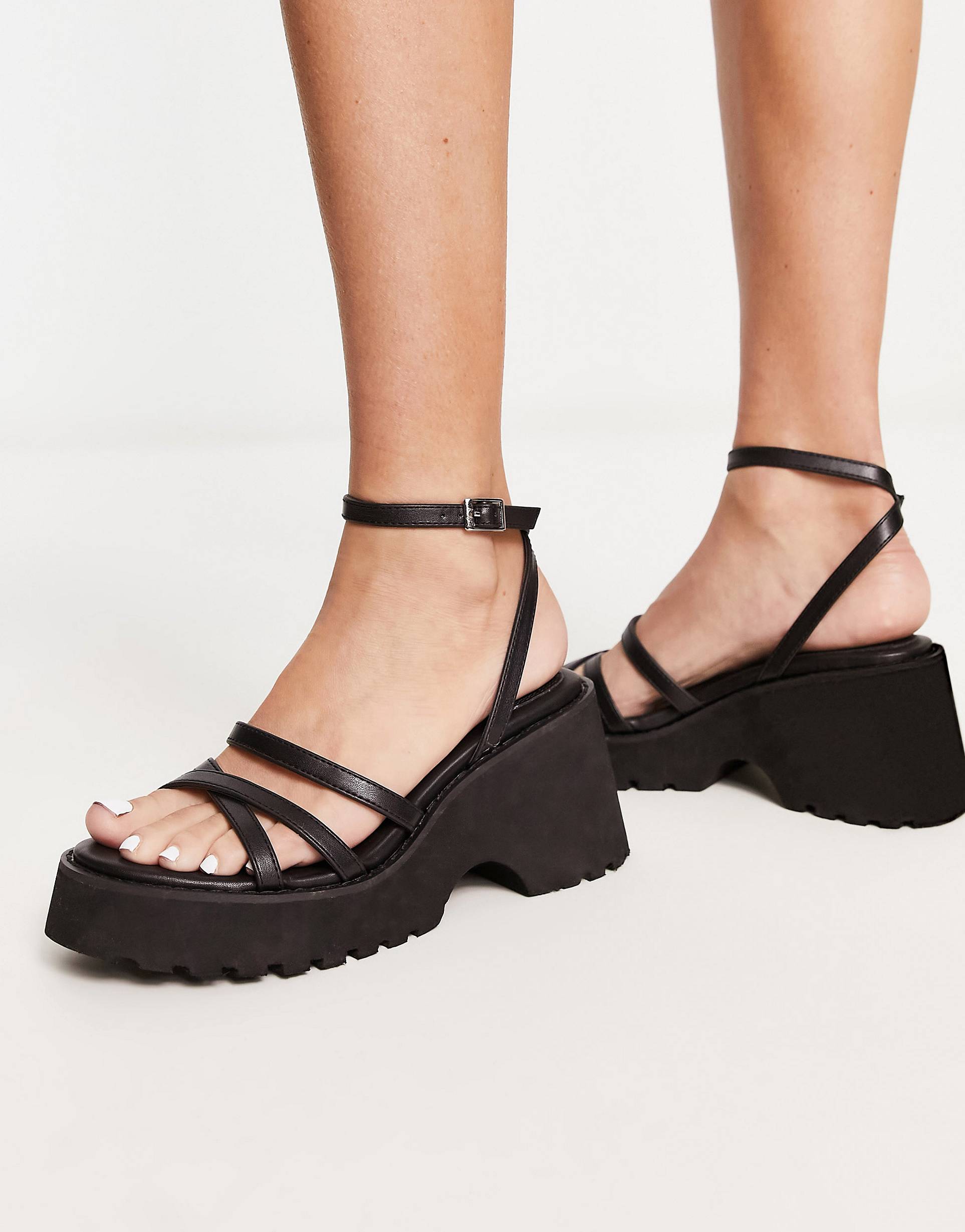 Массивные сандалии Asos Design Trippy, черный