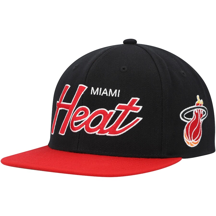 

Бейсболка Mitchell & Ness Miami Heat, черный