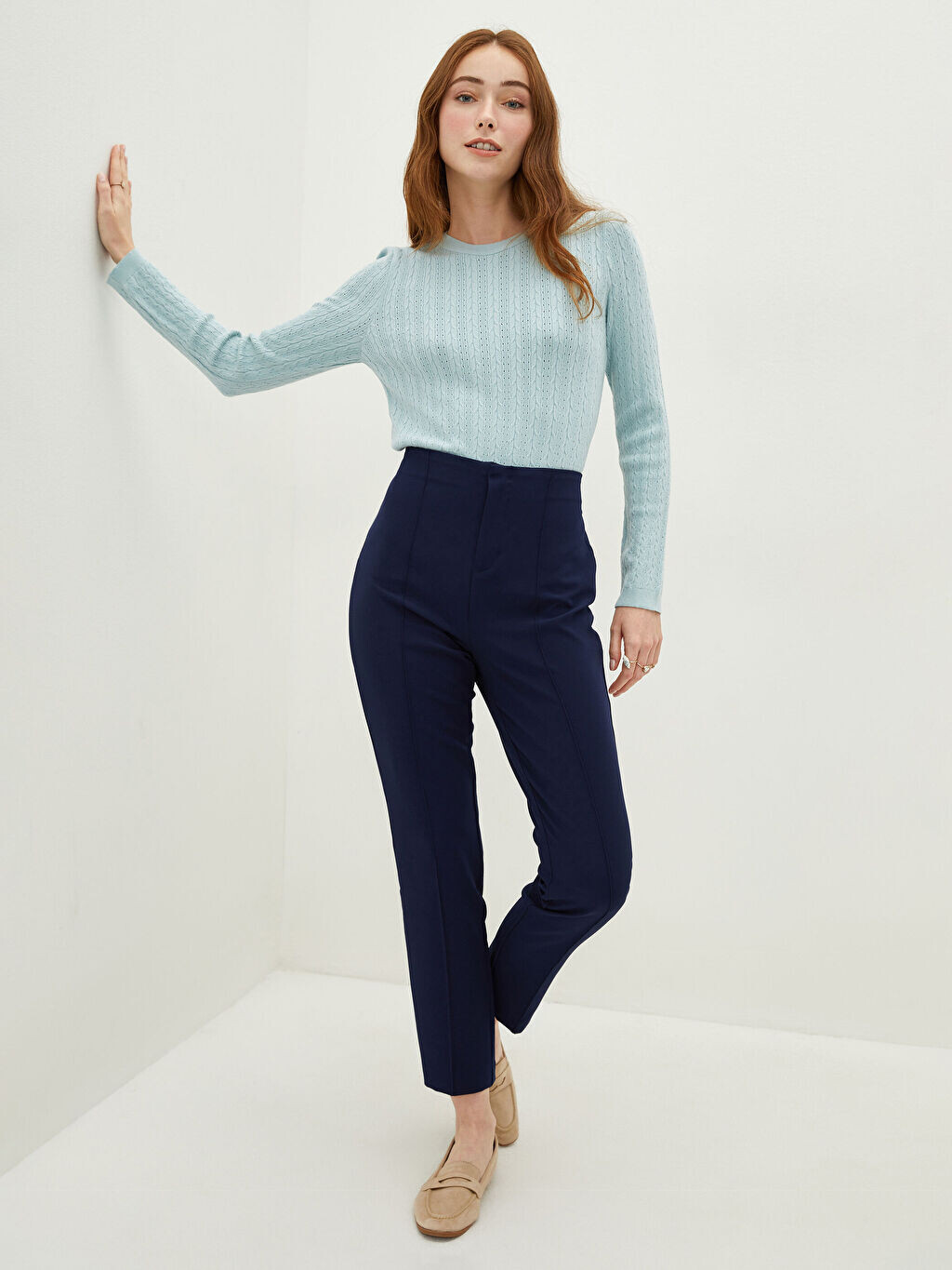 

Прямые женские брюки Slim Fit LC Waikiki Basic, Черный