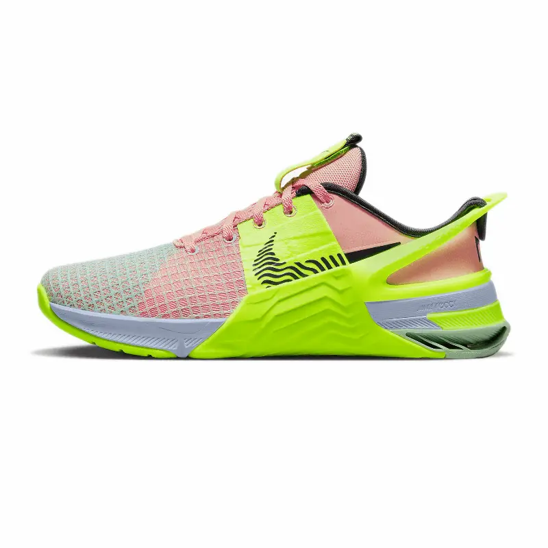 

Кроссовки Nike Metcon 8 FlyEase, светло-зеленый/розовый/неоновый