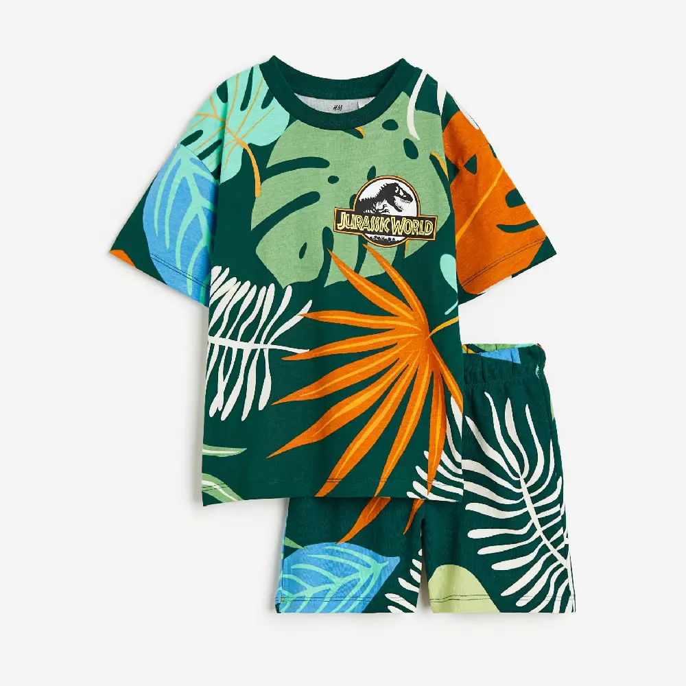 

Комплект, футболка + шорты H&M Kids Printed Jurassic World, темно-зеленый
