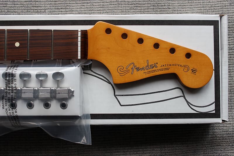

Гриф Fender Classic '60s Jazzmaster с винтажными колками # 678 - 099-1613-921 099-1613-921 Classic Player Jazzmaster Neck, 21-Fret