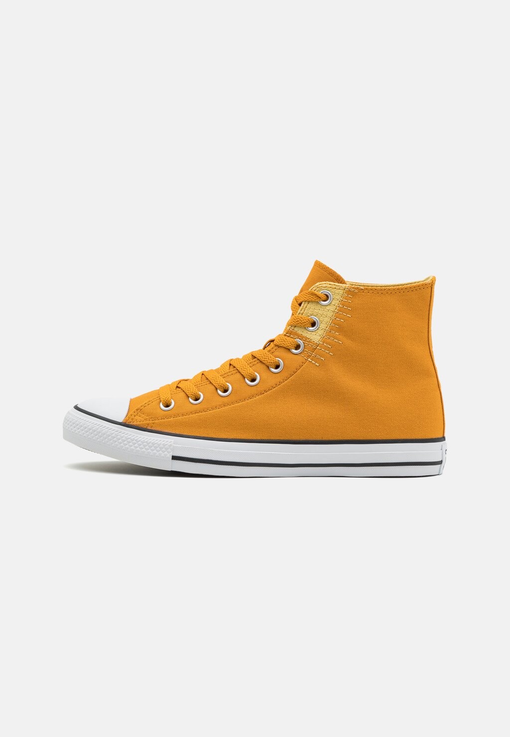 

Высокие кроссовки Converse
