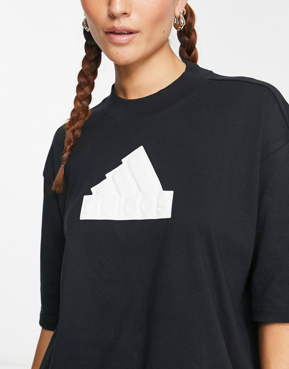 

Черная футболка adidas Sportswear future icons BOS