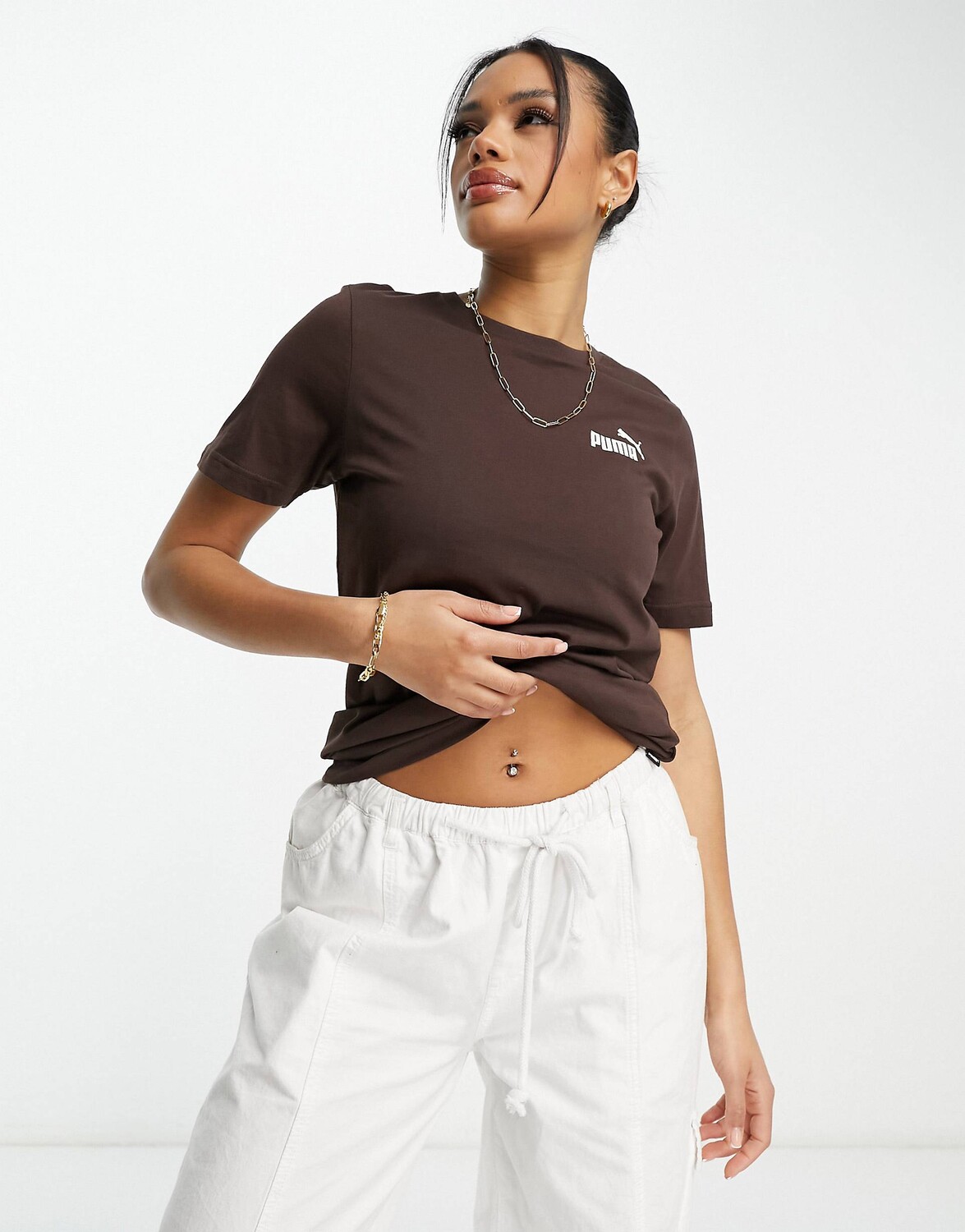 

Коричневая футболка с логотипом Puma Essentials