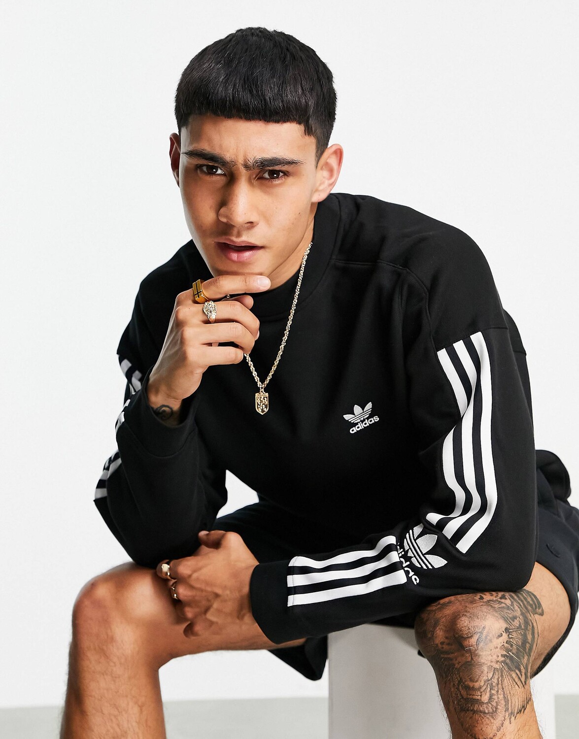 

Черная толстовка с замком adidas Originals adicolor