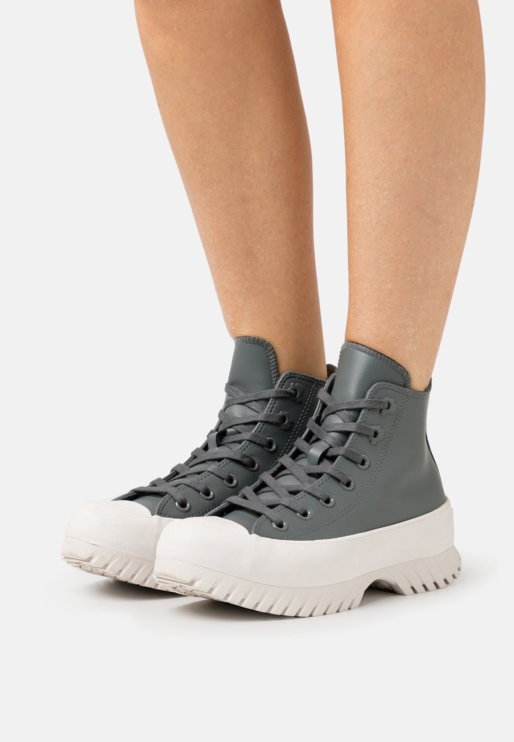 

Высокие кроссовки Converse Chuck Taylor All Star Lugged Platform Glam, кибер-серый / замазка