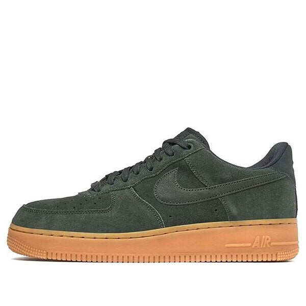 

Кроссовки air force 1 07 lv8 замша Nike, зеленый