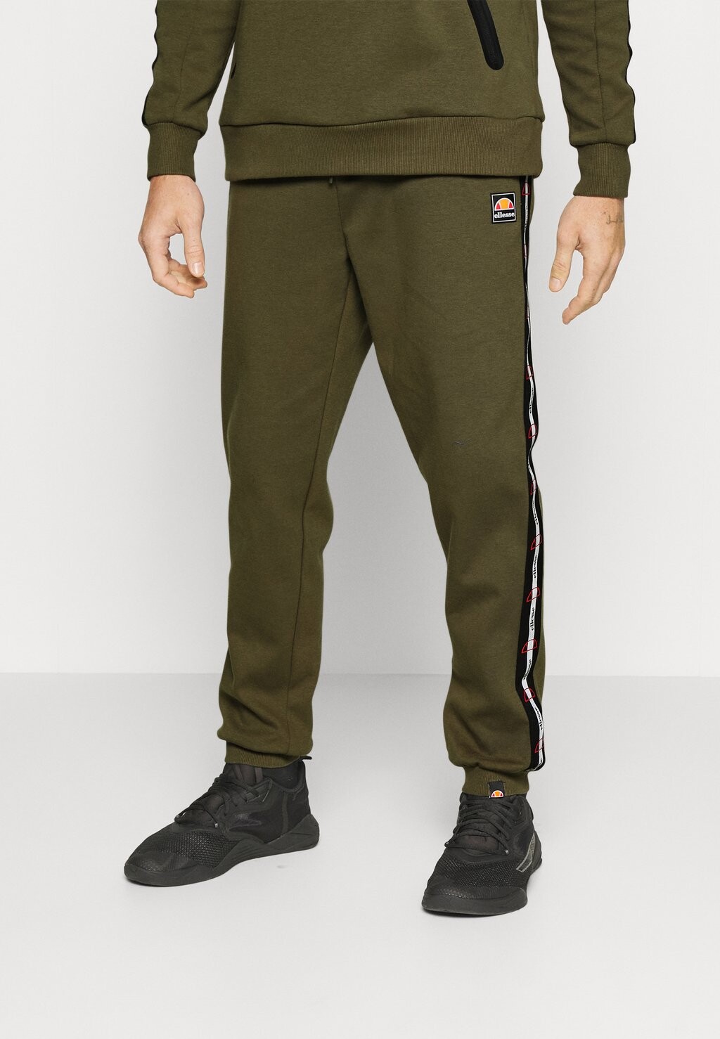 

Спортивные брюки Ellesse