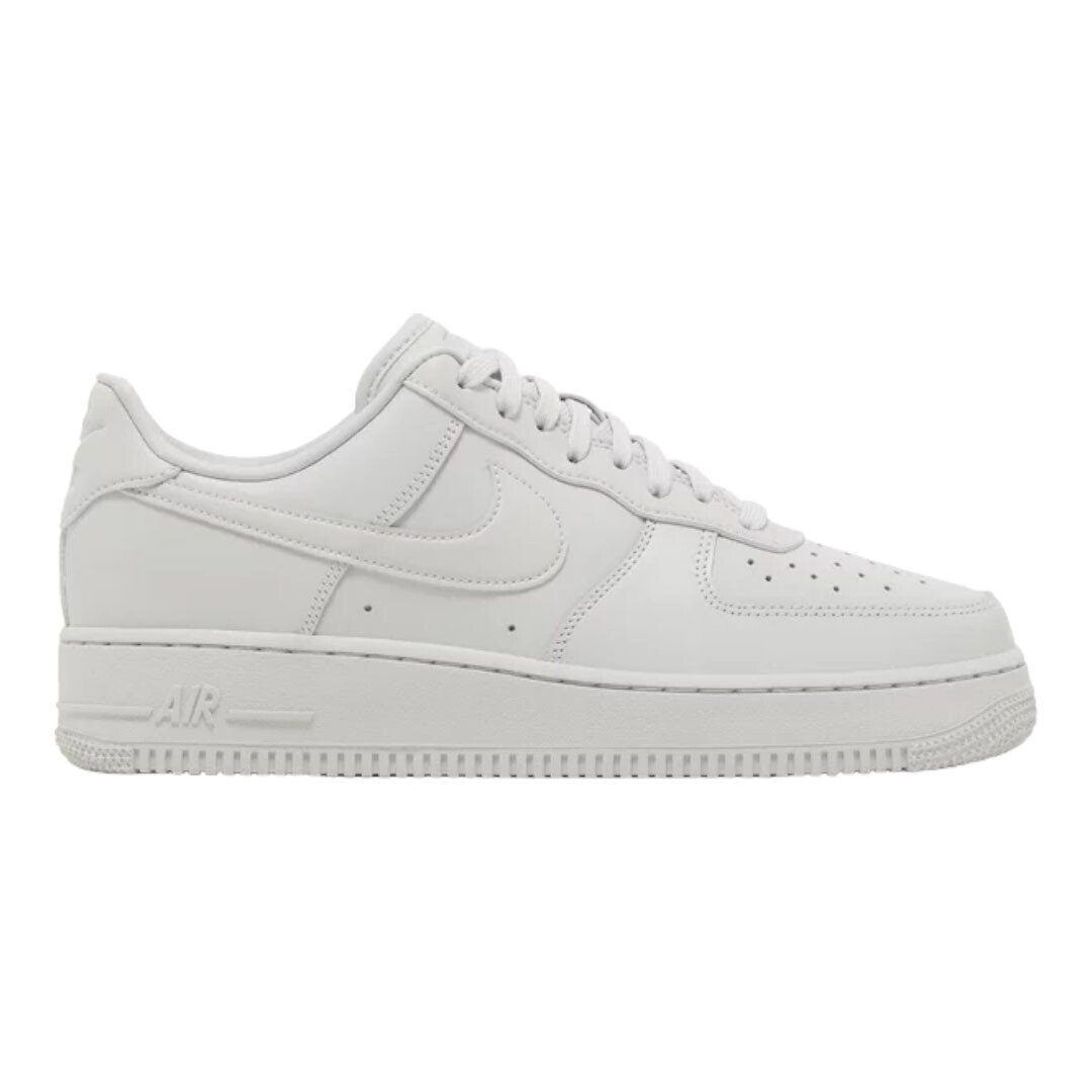 

Кроссовки Nike Air Force 1'07, белый