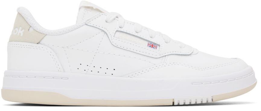 

Белые кроссовки Court Peak Reebok Classics