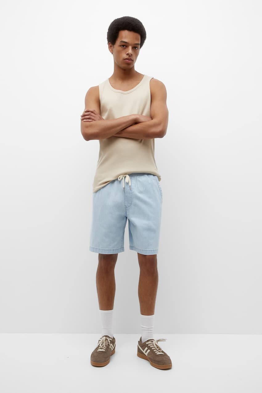 

Джинсовые шорты-бермуды Pull&Bear, бледно-голубой