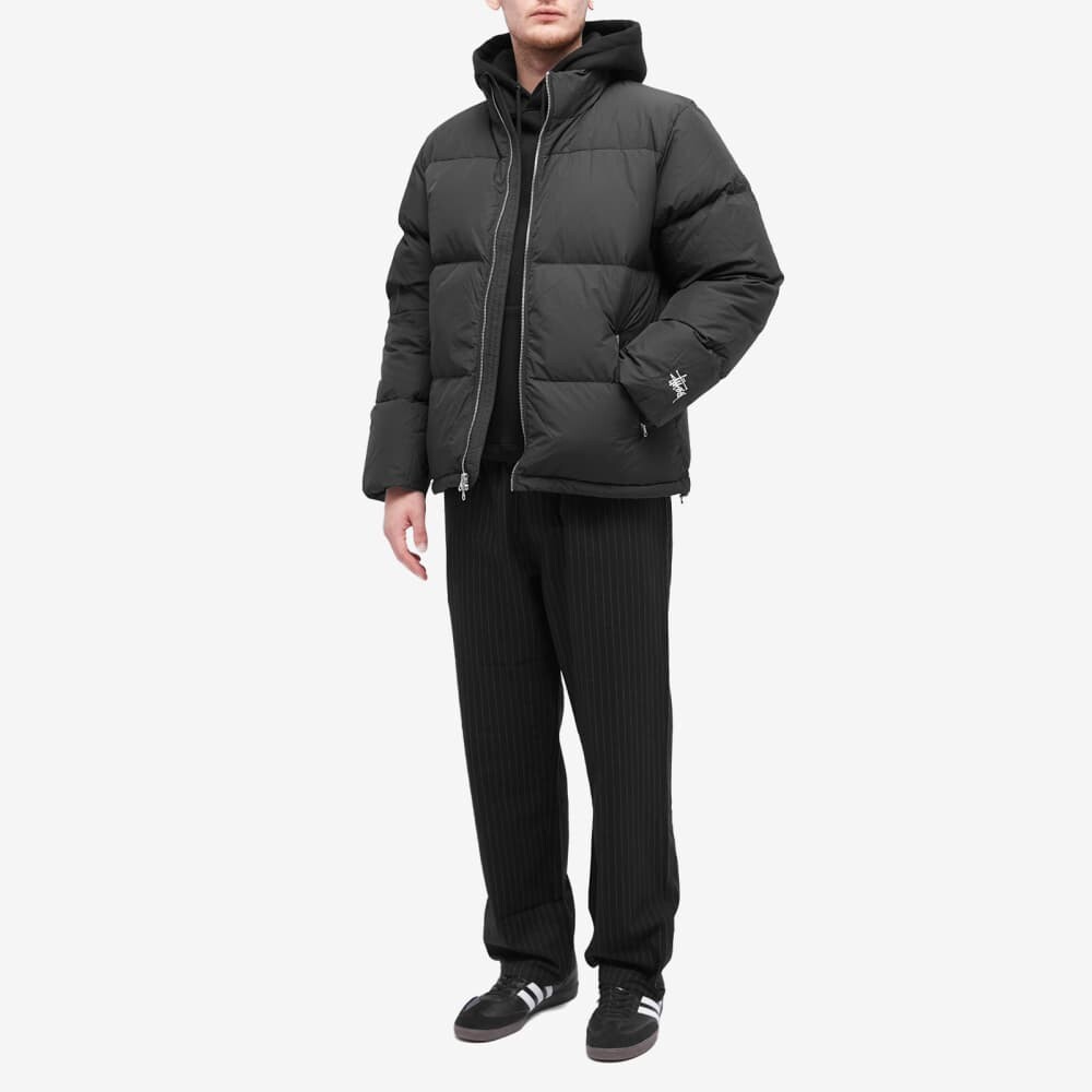 

Пуховик Stussy из нейлона, черный