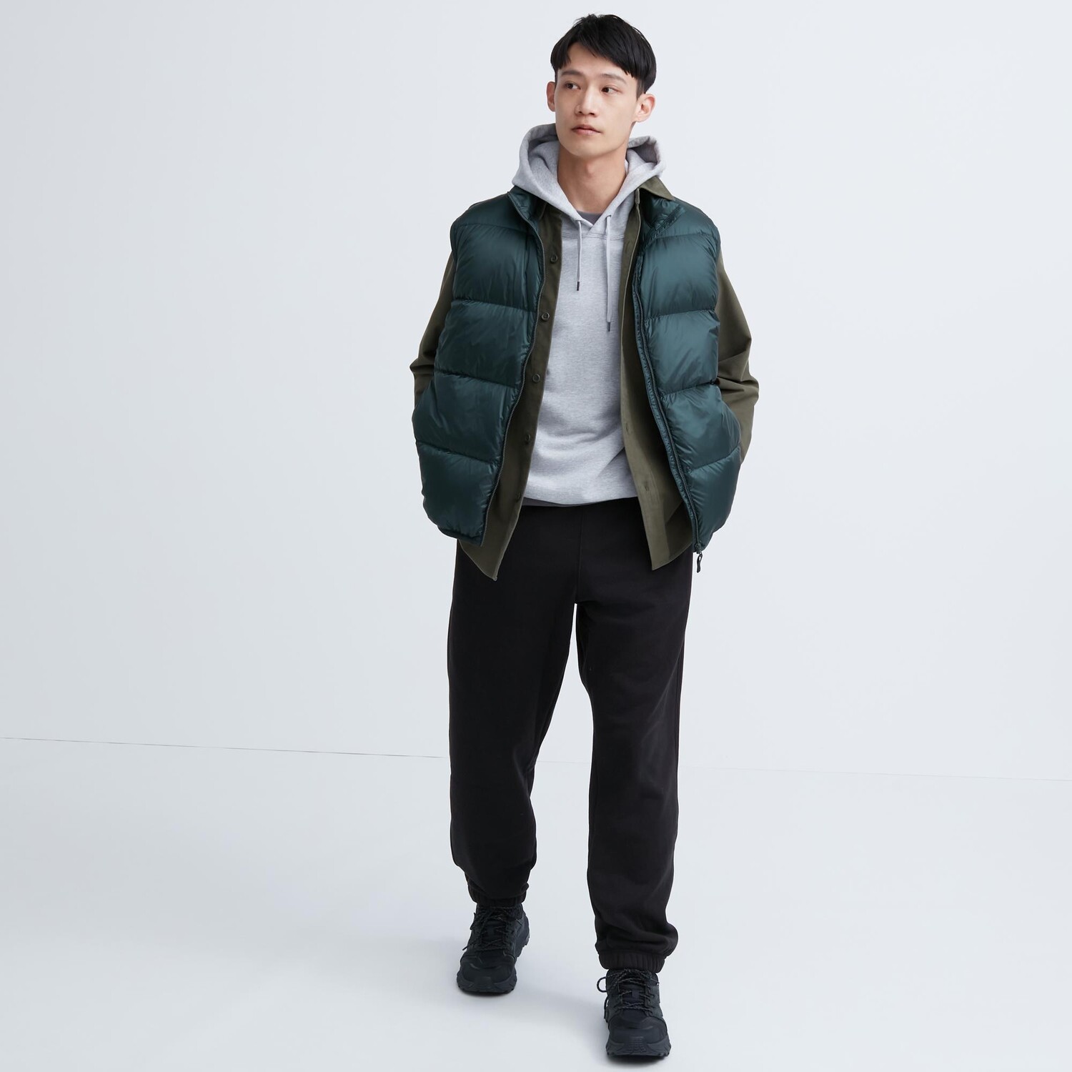

Спортивные брюки-боа HEATTECH (длина 71-77 см) UNIQLO, черный