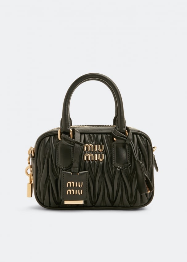 

Сумка MIU MIU Matelassé leather top handle bag, черный