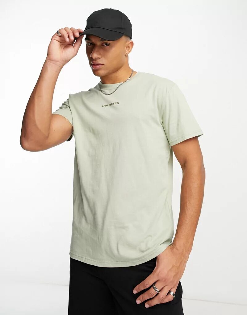 

Зеленая футболка свободного кроя с логотипом в центре Hollister