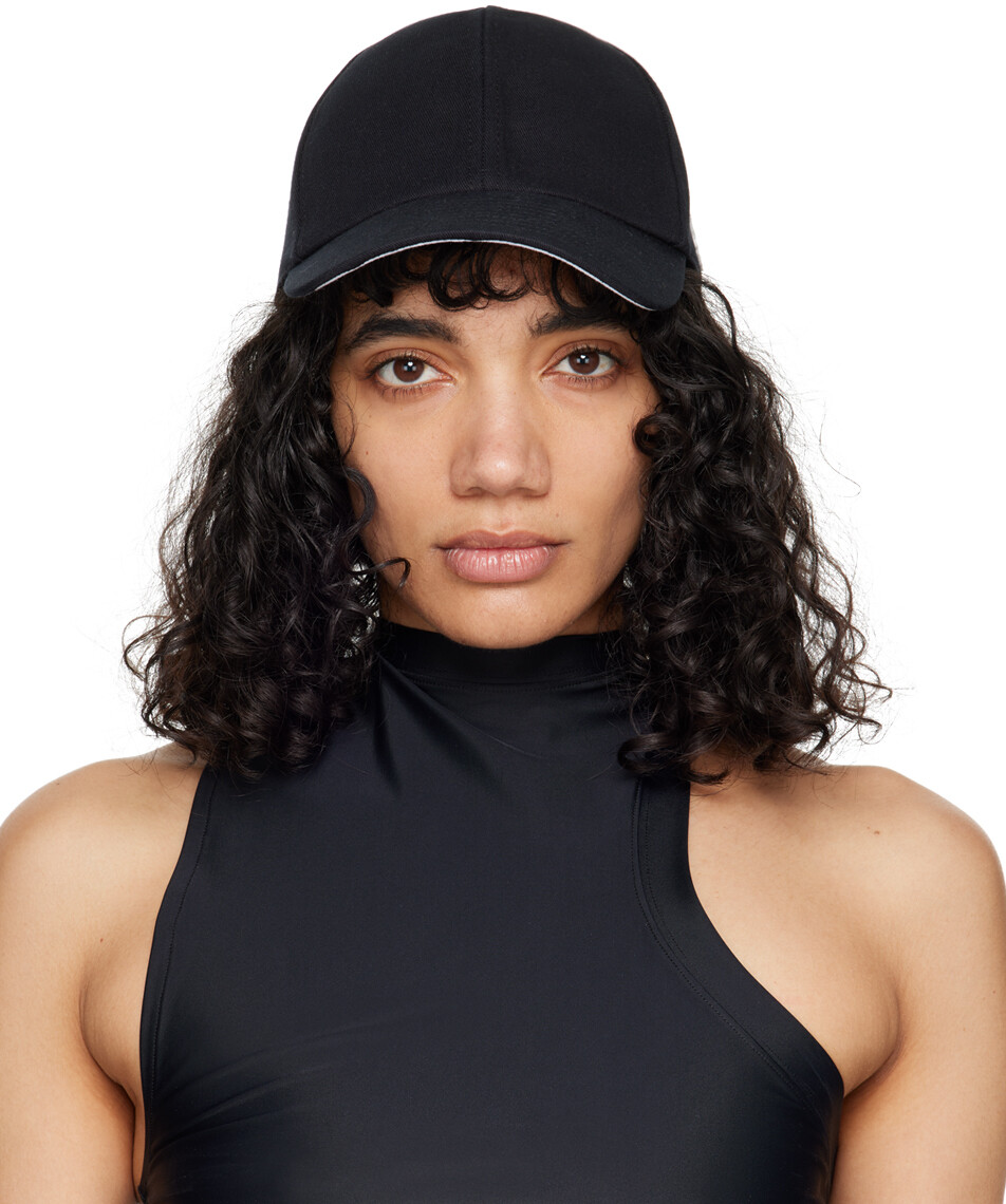 

Черная бейсболка Courrèges