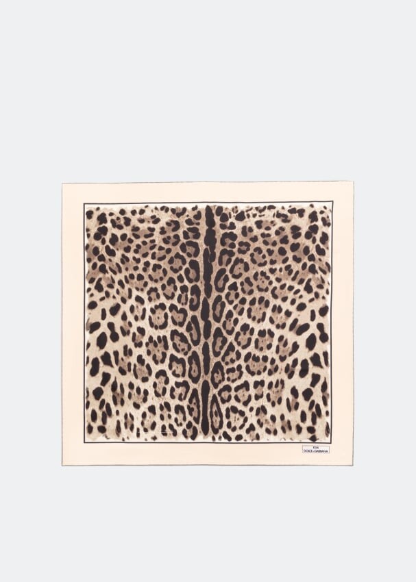 

Шарф DOLCE&GABBANA Leopard-print twill scarf, животный принт