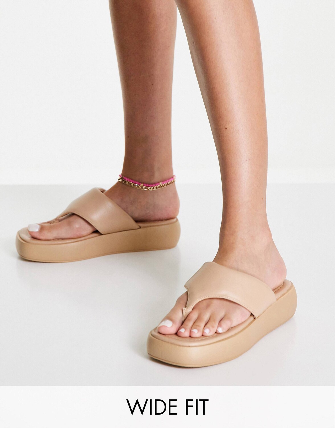 

Бежевые сандалии на плоской платформе широкого кроя ASOS DESIGN Francesca