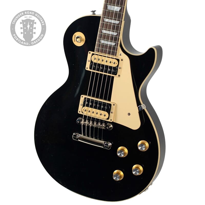

Электрогитара Gibson Les Paul Classic Nitrocellulose Lacquer Ebony