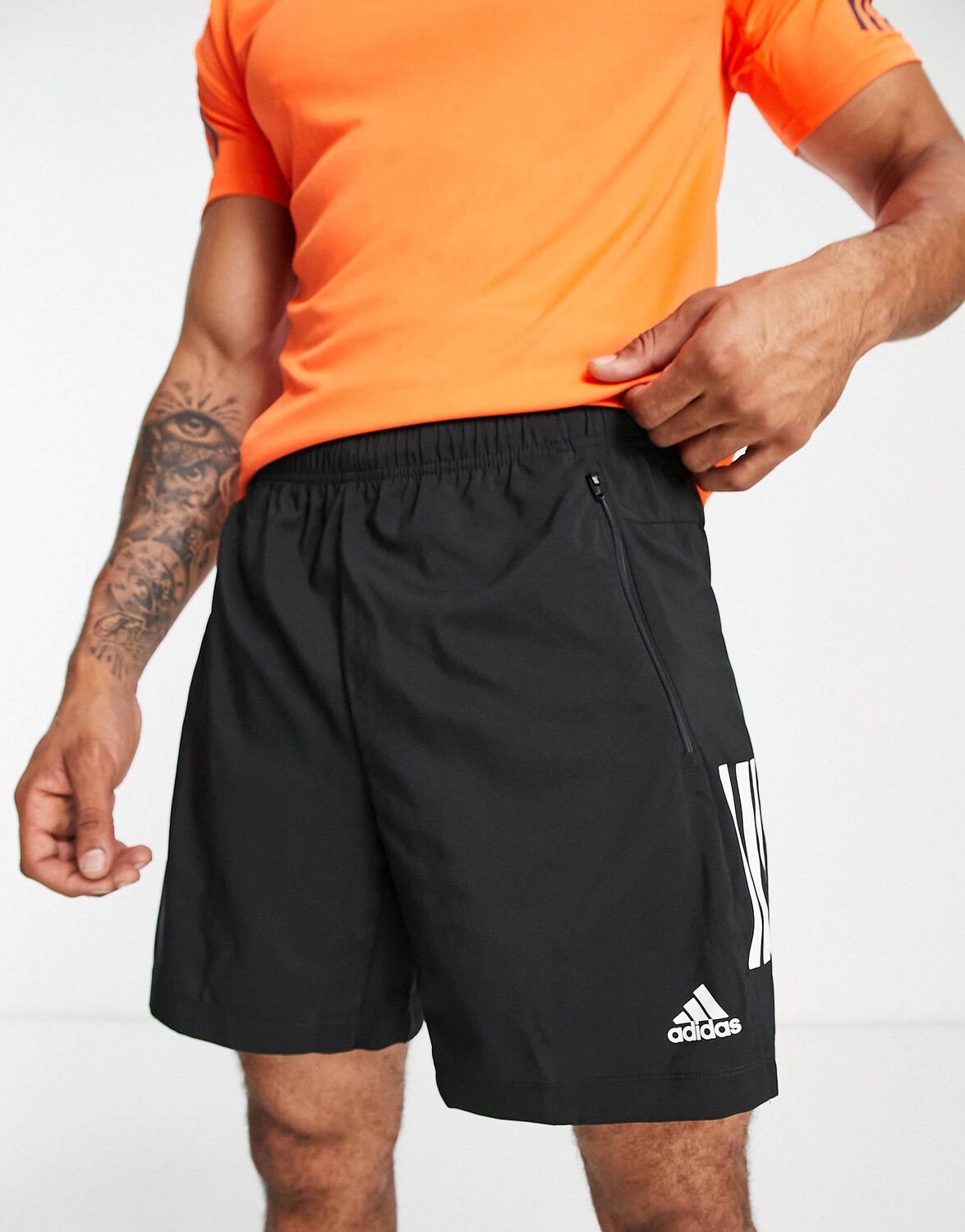 

Черные шорты с логотипом adidas Training Train 365