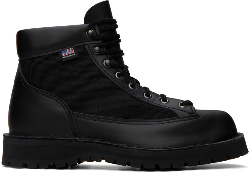 

Черные легкие ботинки Danner