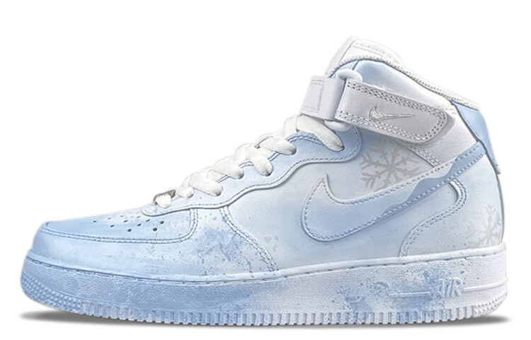 

Женские туфли Nike Air Force 1 Mid Skate