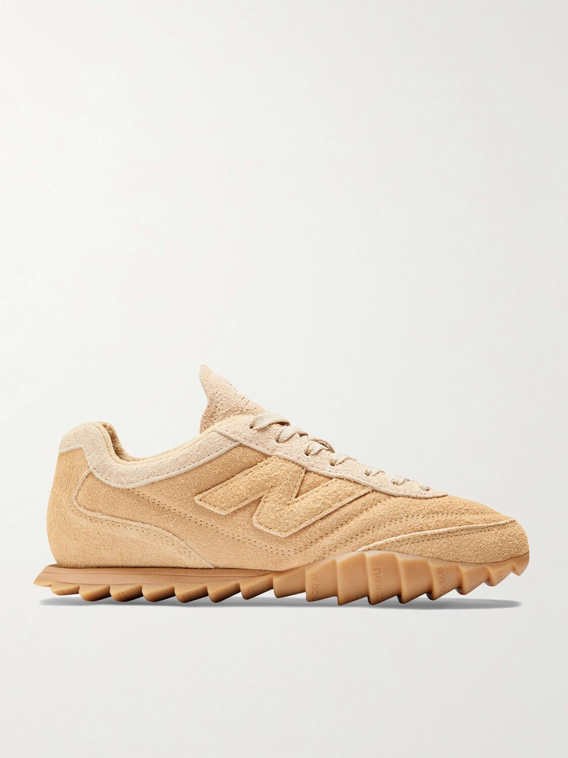 

Замшевые кроссовки Auralee RC30 NEW BALANCE, бежевый