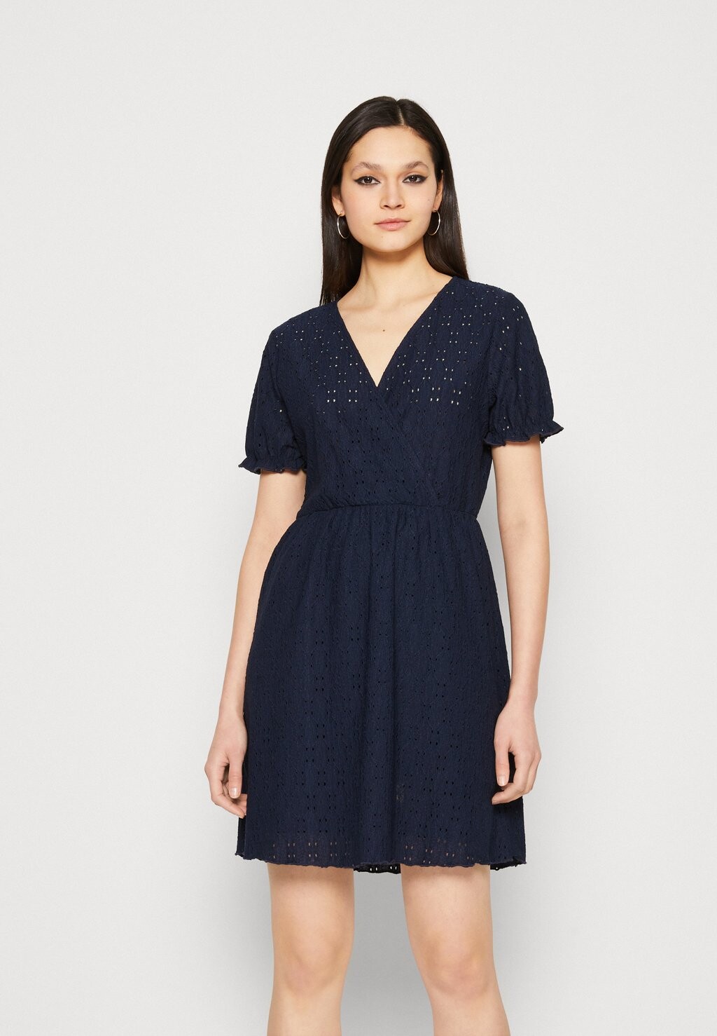 

Летнее платье Vero Moda