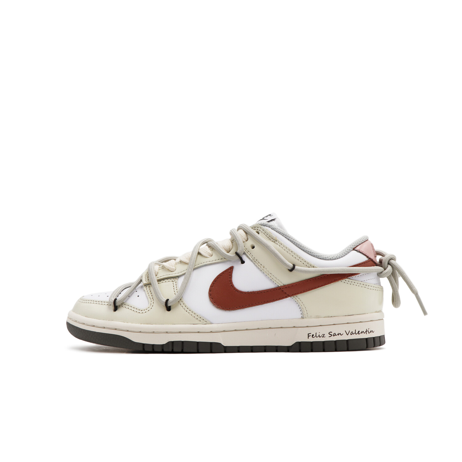 

Женские туфли Nike Dunk Low Skate