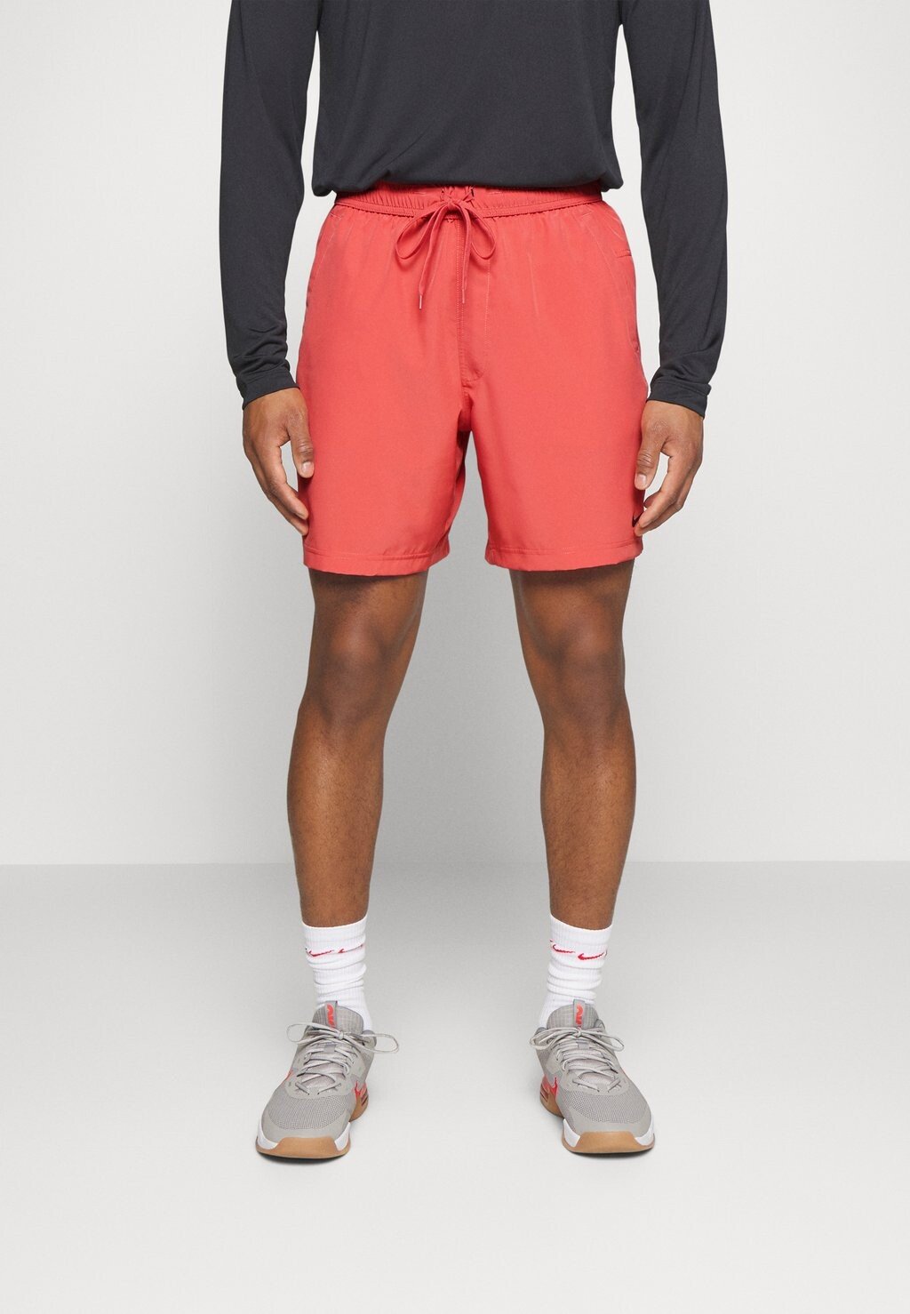 

Спортивные шорты Nike