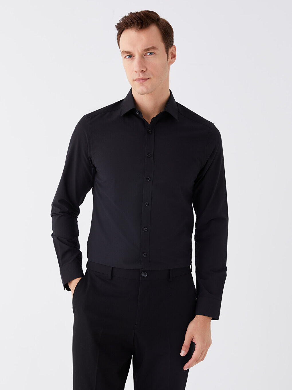 

Мужская рубашка из поплина Slim Fit с длинным рукавом LCWAIKIKI Formal, черный