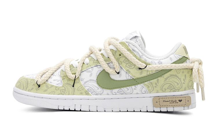 

Женские туфли Nike Dunk Low Skate