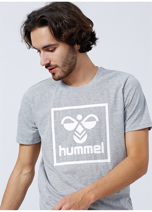 

Серая мужская футболка Hummel