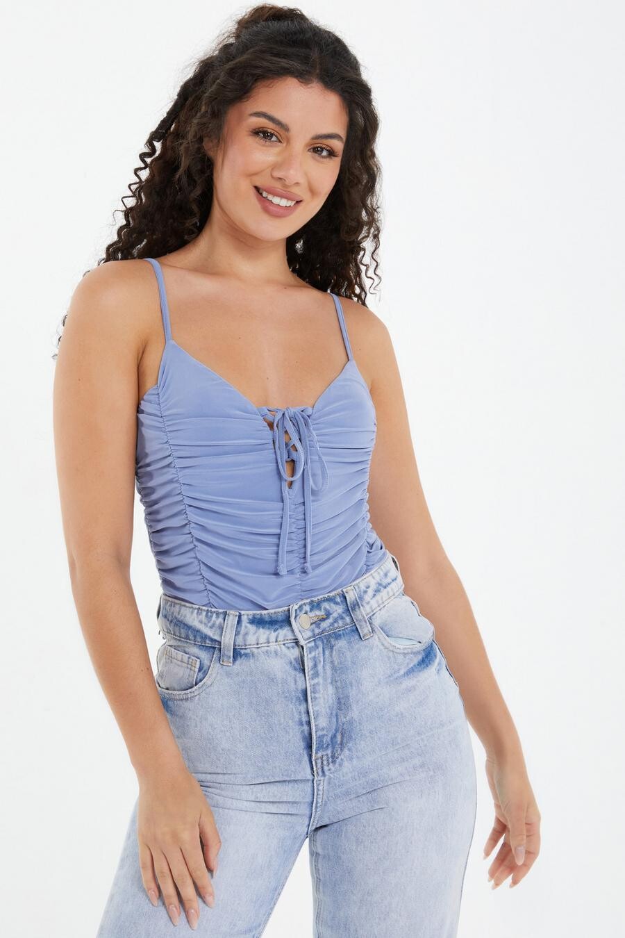 

Боди бледно-голубого цвета со шнуровкой и сборками QUIZ Clothing