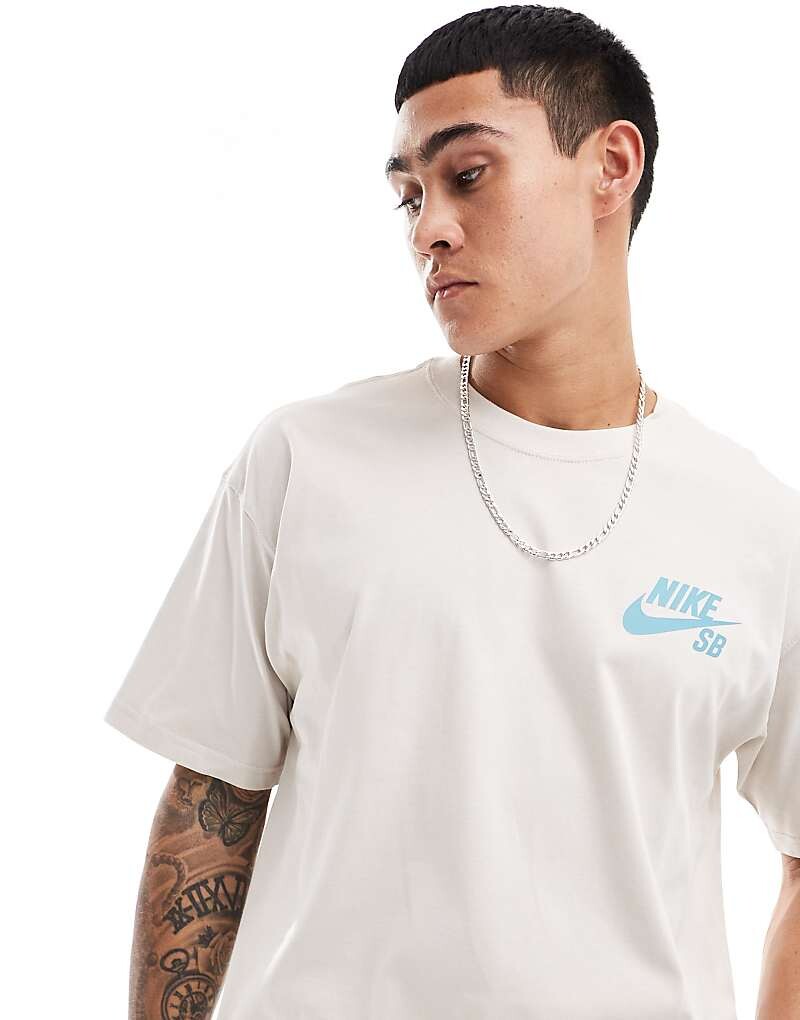 

Парусная футболка с логотипом Nike SB