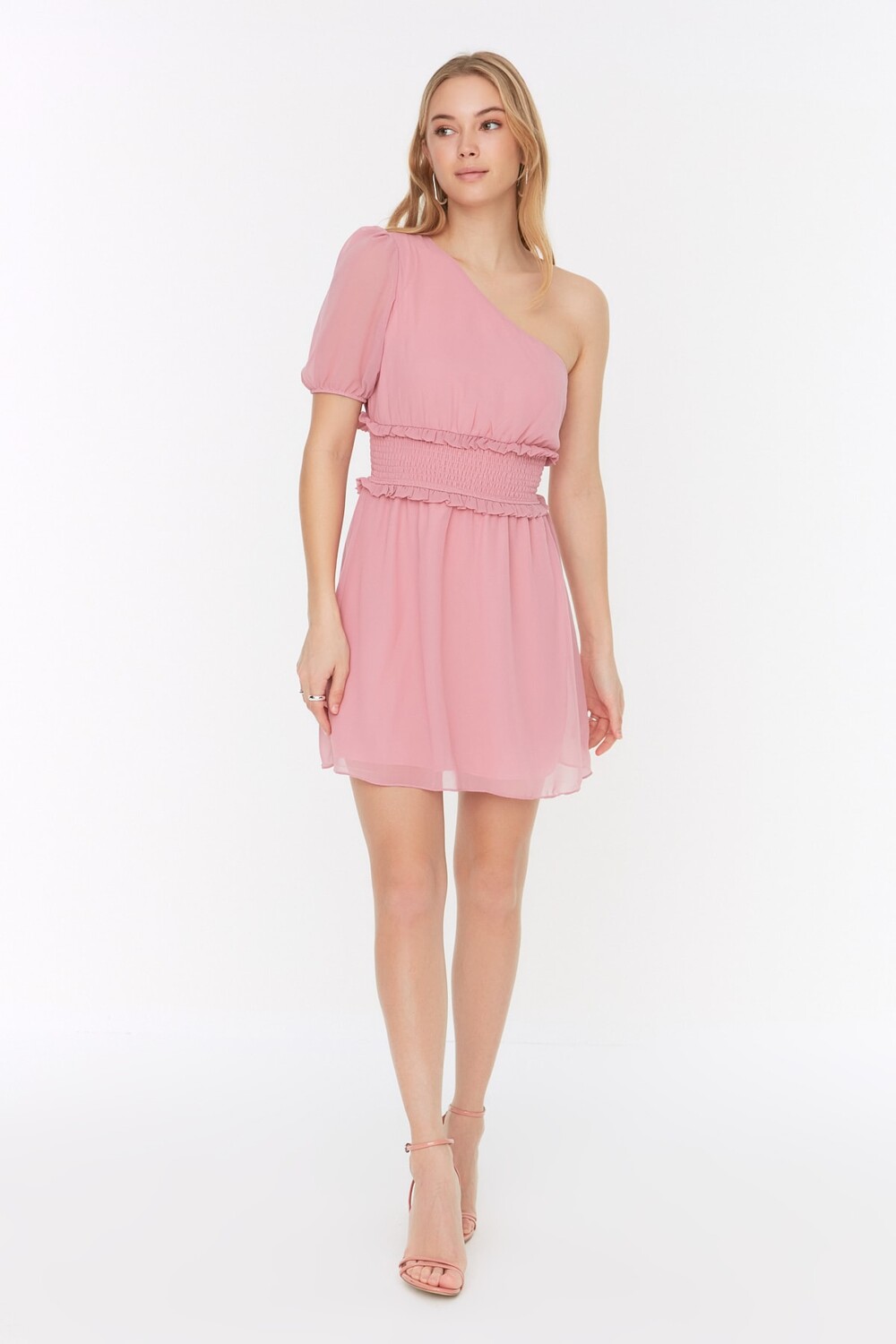 

Тканое платье с одним рукавом Dusty Rose Petite Trendyol, розовый