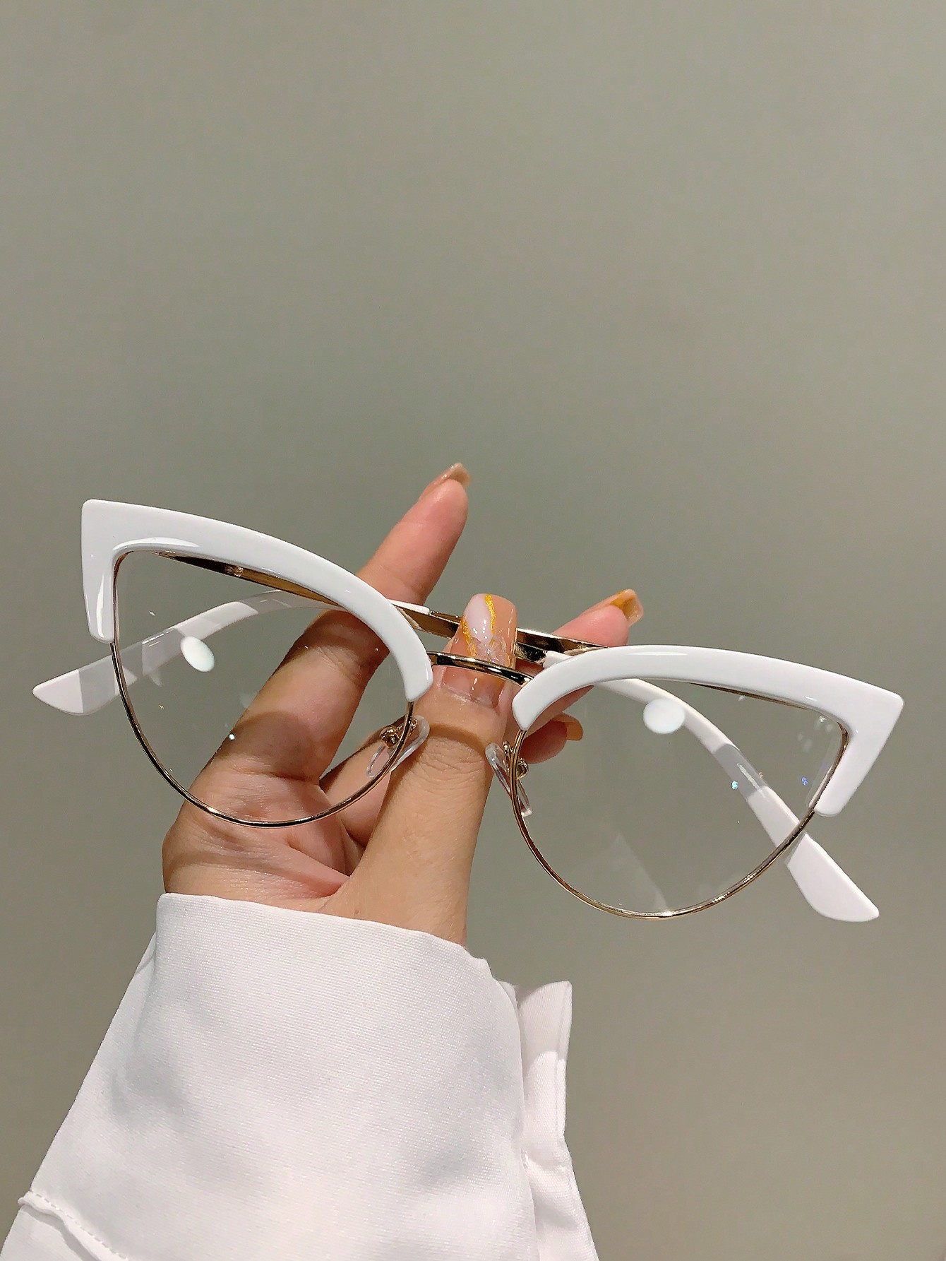 цена Женские разноцветные оптические очки «кошачий глаз» без оправы