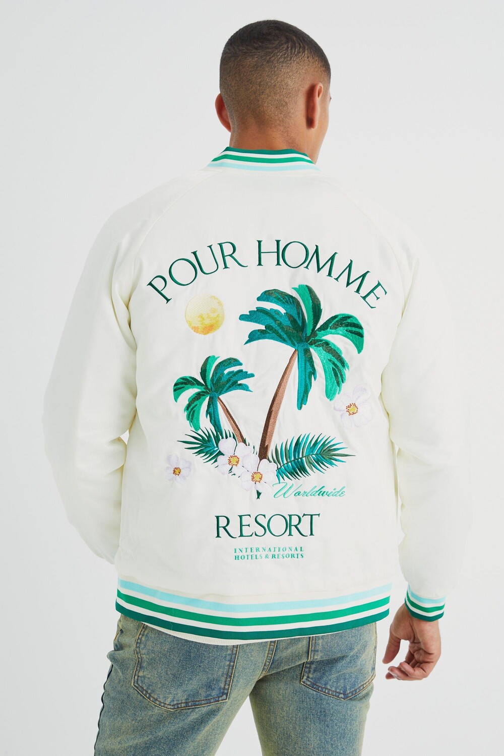 

Сувенирная куртка из атласа pour homme Boohoo, экру