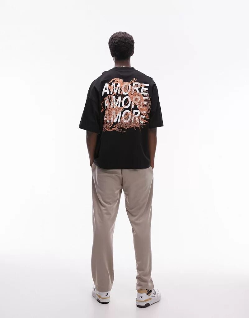 

Черная футболка Topman с очень объемным кроем, мотивом Купидона и принтом «Amore» спереди и сзади