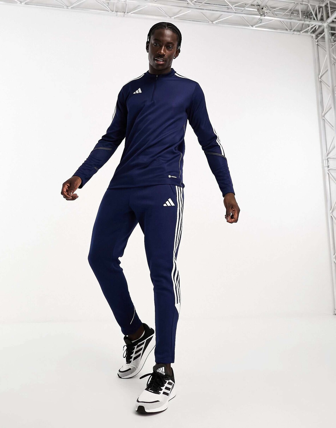 

Темно-синие спортивные брюки adidas Football Tiro adidas performance