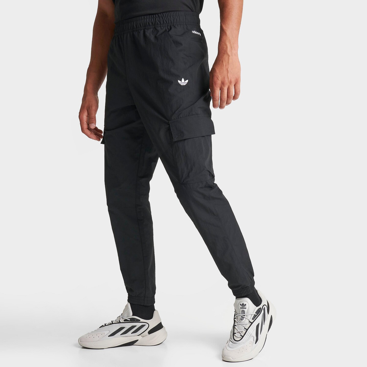 

Мужские тканые брюки adidas Originals с карманами-карго, черный