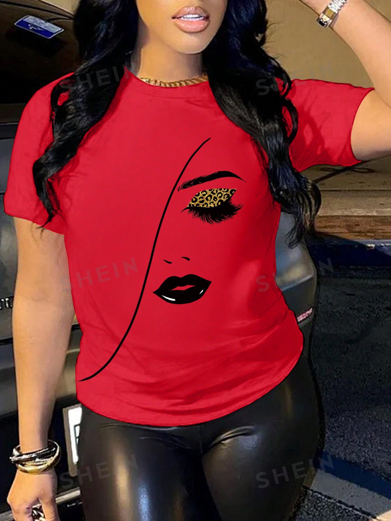 SHEIN Slayr Женская футболка с коротким рукавом и принтом человеческого лица, красный