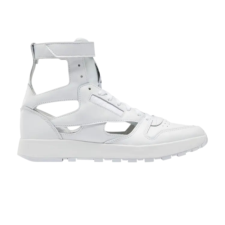 Maison margiela tabi reebok. Мейсон марджела реебок. Reebok x maison margiela. Maison margiela reebok кроссовки. Maison margiela reebok classic.