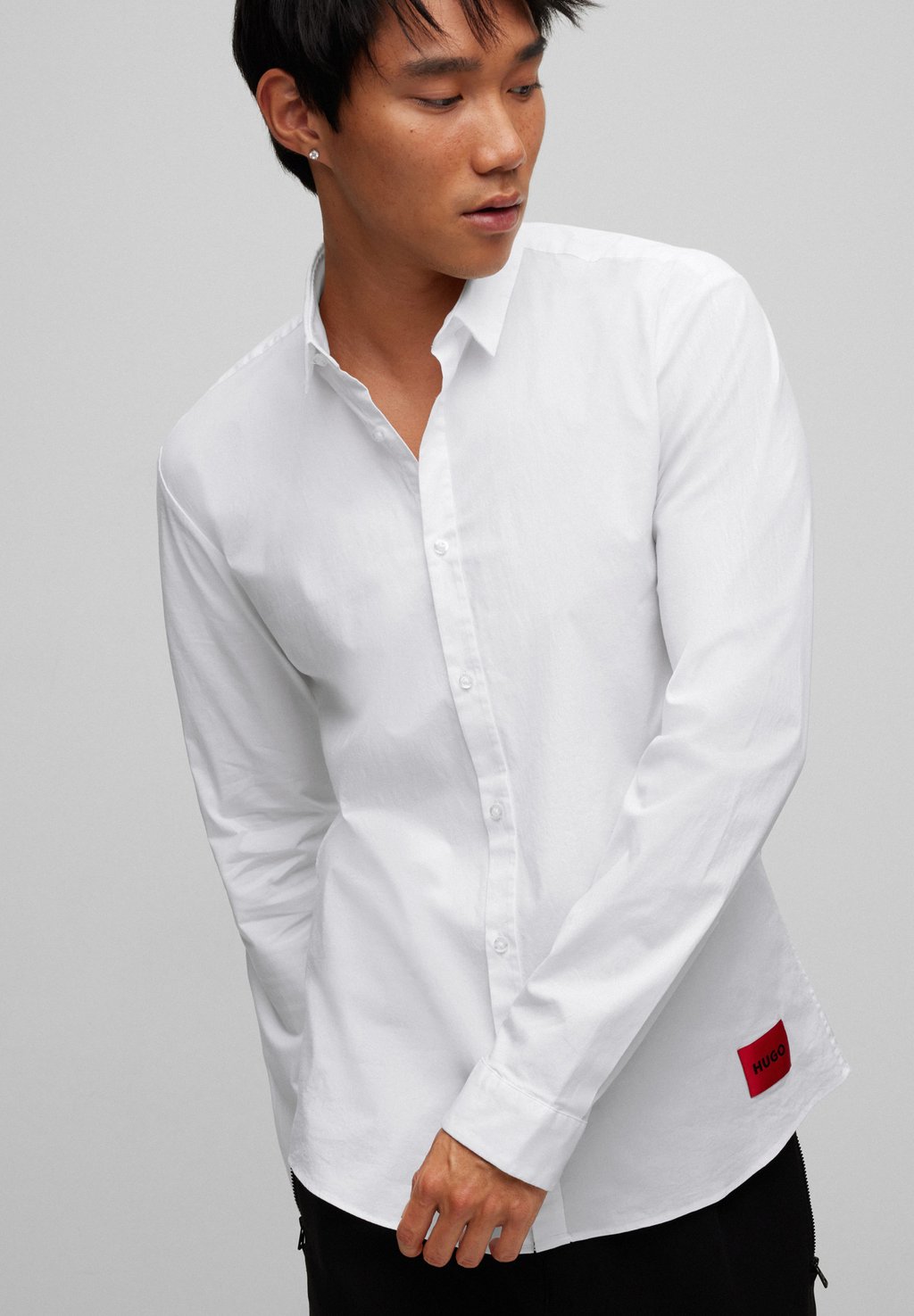 Рубашка HUGO, открытая белая цена и фото