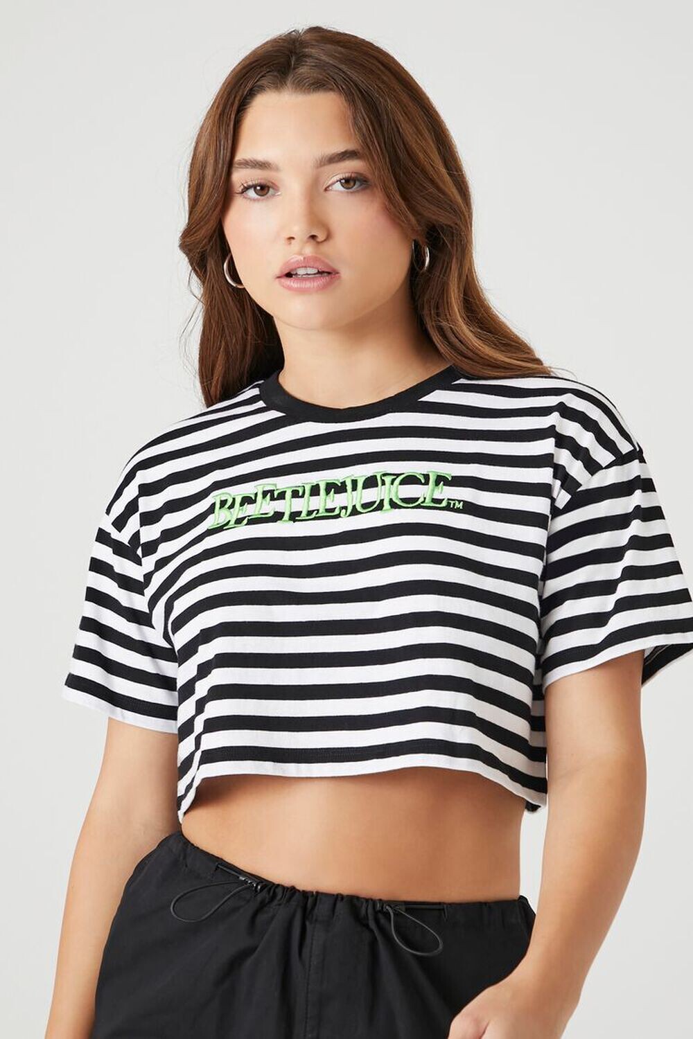 

Укороченная футболка в полоску Beetlejuice Forever 21, черный