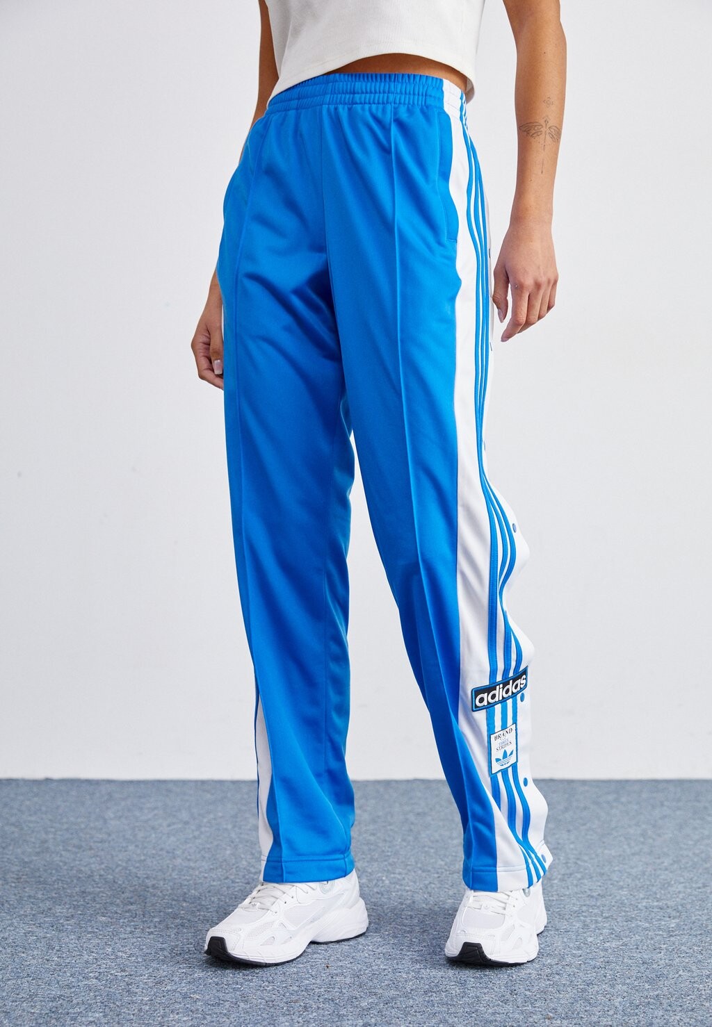 

Спортивные штаны ADIBREAK adidas Originals, цвет bluebird